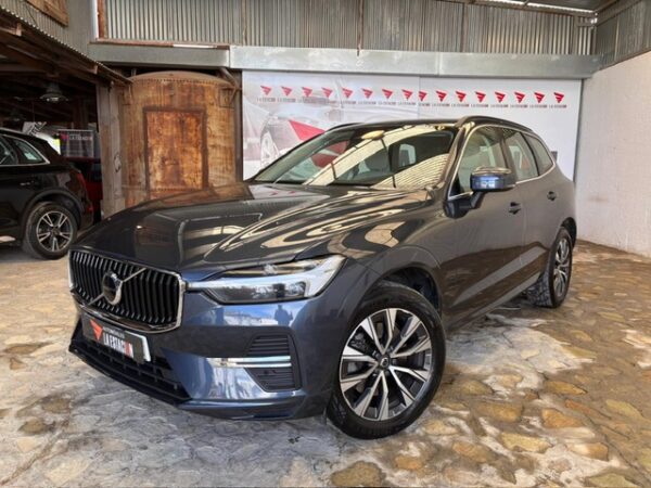VOLVO XC60 B4 D Momentum Pro Auto