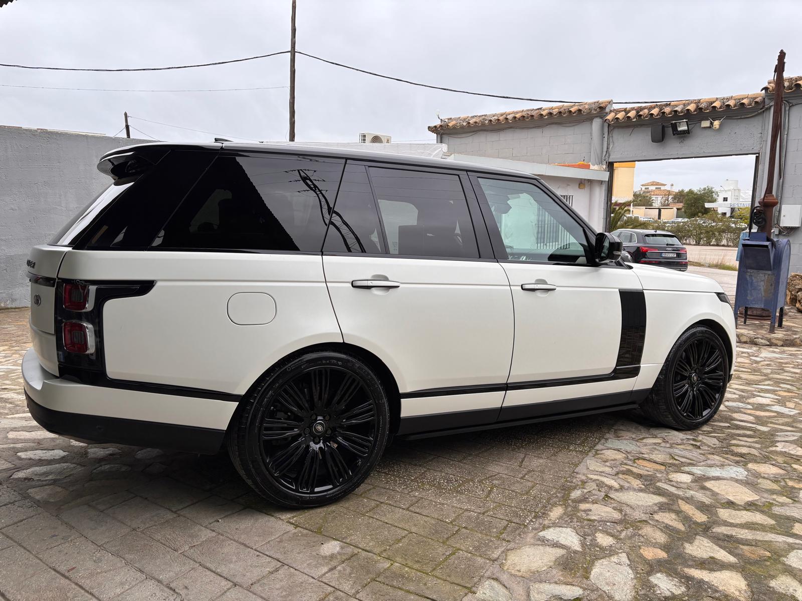 RANGER ROVER VOGUE Autobiography 4.4 TDV8 339CV - Imagen 4