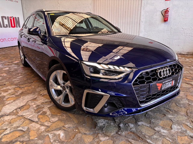 AUDI A4 AVANT 30 TDI 136CV SLINE - Imagen 2