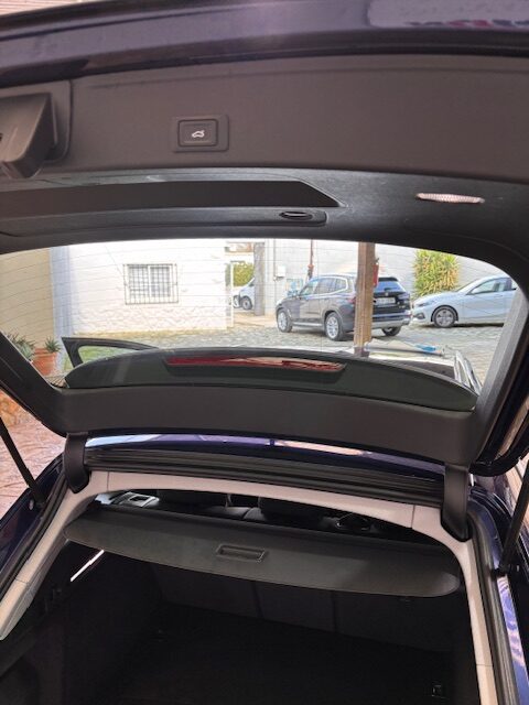 AUDI A4 AVANT 30 TDI 136CV SLINE - Imagen 15