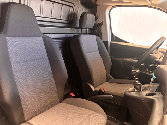 CITROEN BERLINGO XL 1.5 BLUEHDI 100CV - Imagen 9