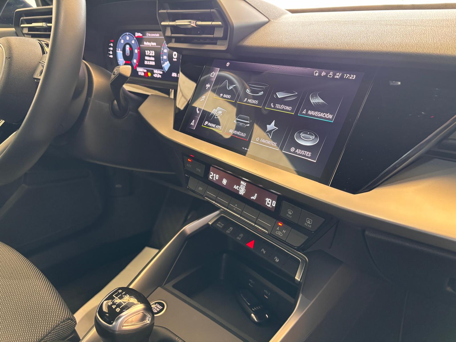 AUDI A3 Sportback S line 30 TDI - Imagen 16