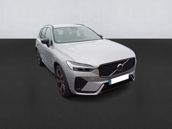 VOLVO XC60 2.0 B4 D Plus Dark Auto 197CV
